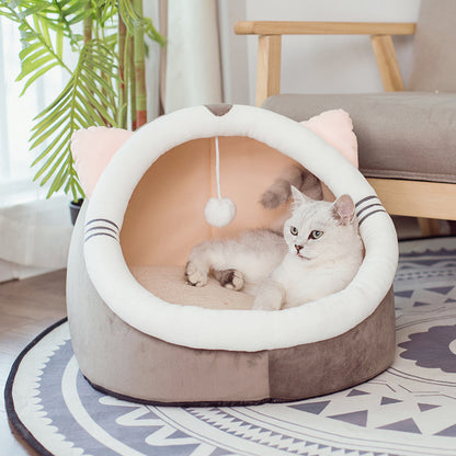 Cozy Petpal closed cat litter box with a plush interior and playful design for comfortable use