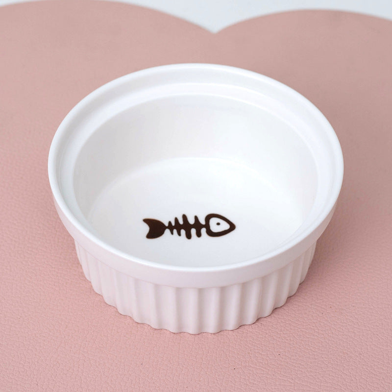 Ceramic cat bowl set featuring a fish bone design, perfect for feeding pets with style