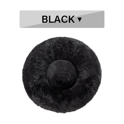 Fluffy donut dog bed in black, cozy design for optimal pet comfort and relaxation
