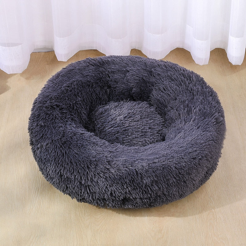 Washable pet bed plush in round design, soft and cozy for dogs and cats